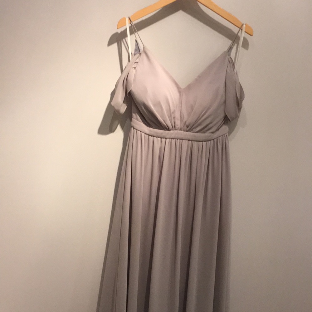 Lulu’s Grey Formal Dress, perfect for Prom!